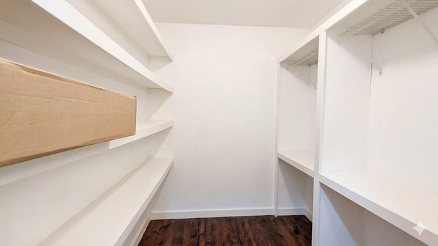 500 Clear Lake Lane, Suwanee, GA 30024