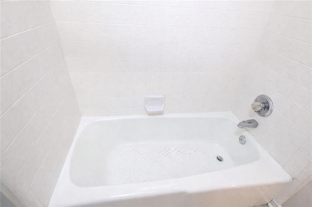 500 Clear Lake Lane, Suwanee, GA 30024