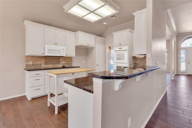 11717 Skyway Avenue, Oklahoma City, OK 73162