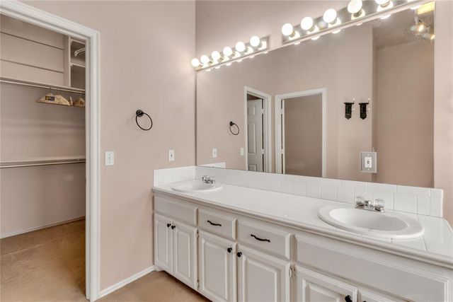 11717 Skyway Avenue, Oklahoma City, OK 73162