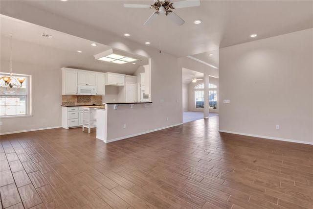 11717 Skyway Avenue, Oklahoma City, OK 73162