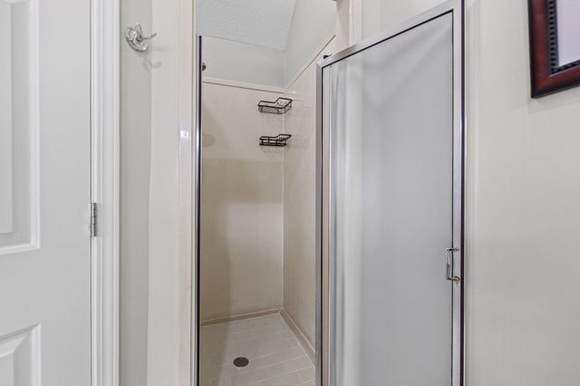 7661 SHADOW GLEN LN, Bartlett, TN 38002