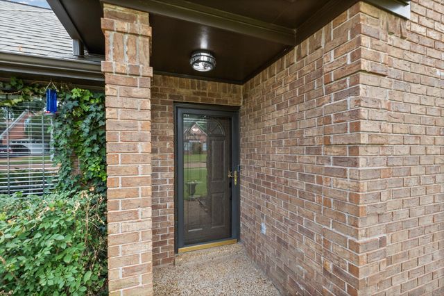 7661 SHADOW GLEN LN, Bartlett, TN 38002