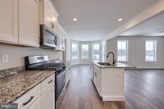 3847 COUNTRY DR, Dover, PA 17315