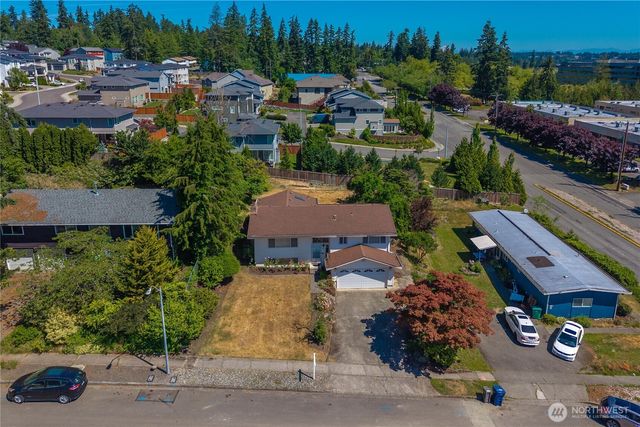 3615 191st Place SW, Lynnwood, WA 98036