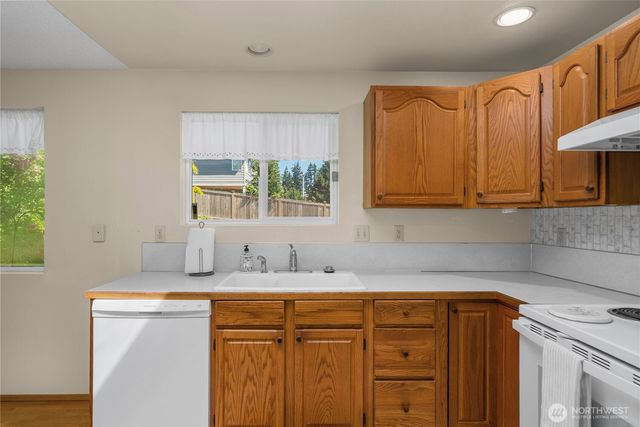 3615 191st Place SW, Lynnwood, WA 98036