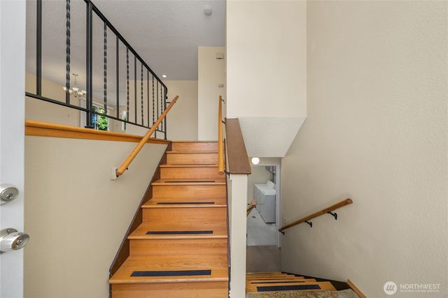 3615 191st Place SW, Lynnwood, WA 98036