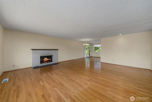 3615 191st Place SW, Lynnwood, WA 98036