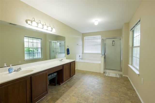 6121 Los Cielos BLVD, Del Valle, TX 78617