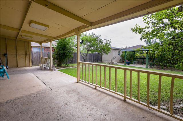 6121 Los Cielos BLVD, Del Valle, TX 78617