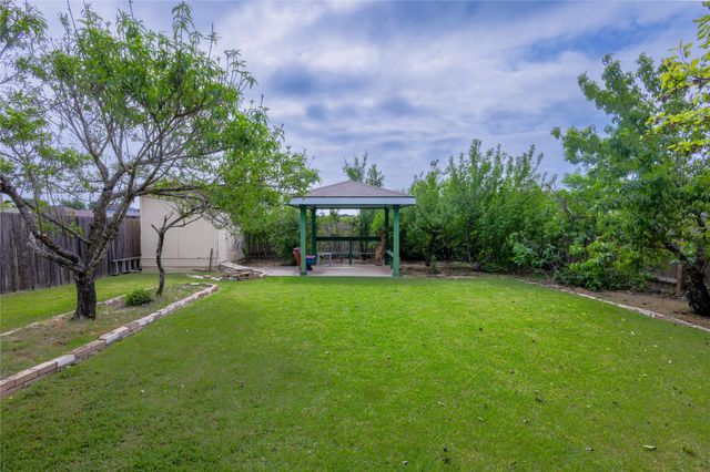 6121 Los Cielos BLVD, Del Valle, TX 78617