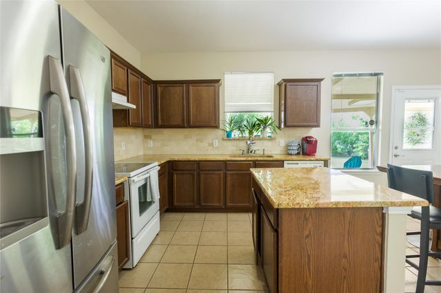 6121 Los Cielos BLVD, Del Valle, TX 78617