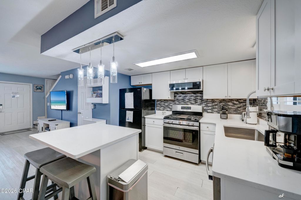 Image 9 of property listing at 143 W Leslie Lane, Panama City Beach, FL 32407