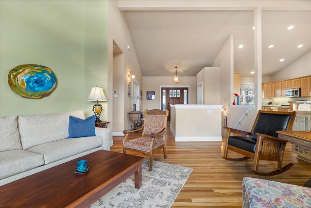 3130 N W Colonial Drive, Bend, OR 97703