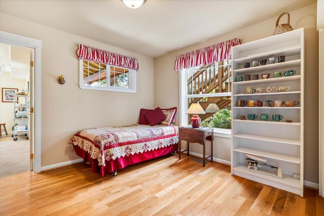 3130 N W Colonial Drive, Bend, OR 97703