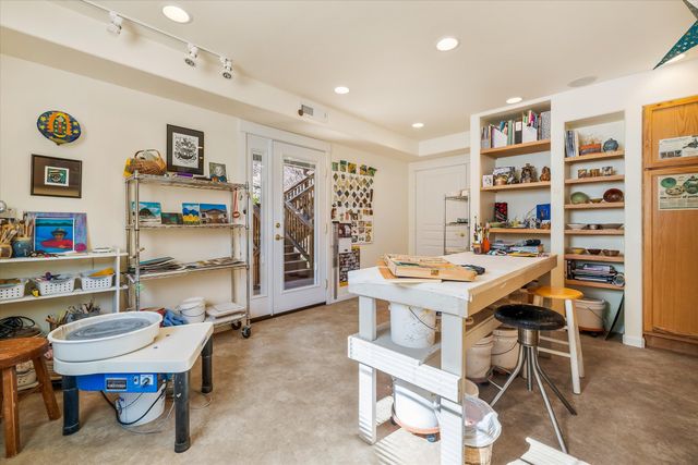 3130 N W Colonial Drive, Bend, OR 97703