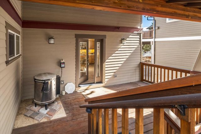 3130 N W Colonial Drive, Bend, OR 97703