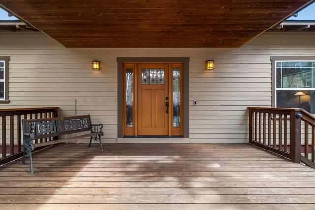 3130 N W Colonial Drive, Bend, OR 97703