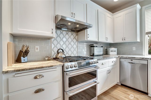 18306 92nd Avenue E, Puyallup, WA 98375