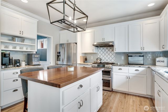 18306 92nd Avenue E, Puyallup, WA 98375