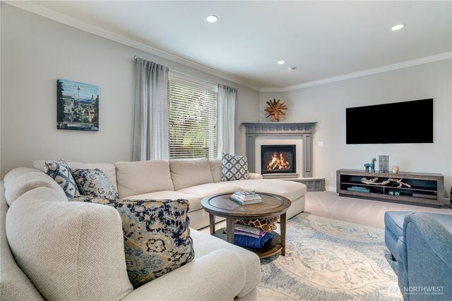 18306 92nd Avenue E, Puyallup, WA 98375