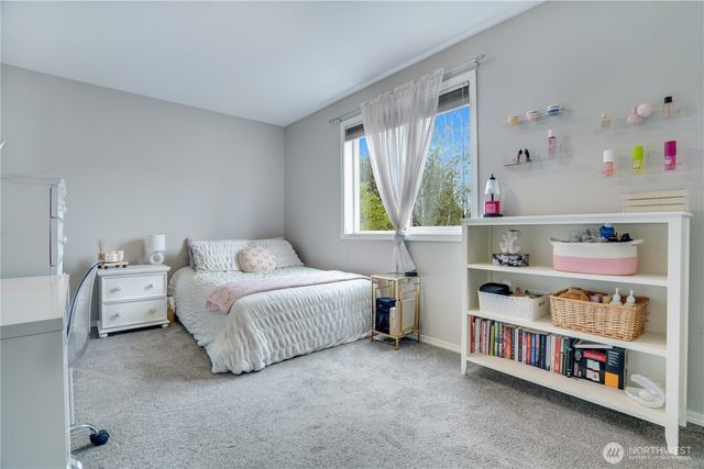 18306 92nd Avenue E, Puyallup, WA 98375