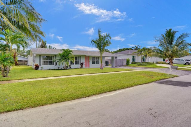 538 Ibis Drive, Delray Beach, FL 33444