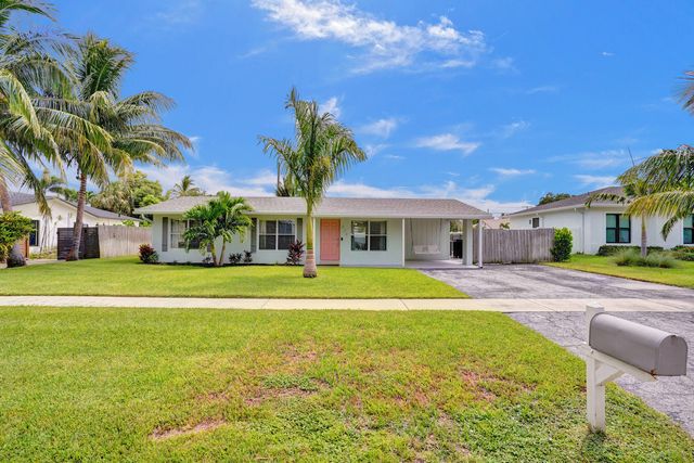 538 Ibis Drive, Delray Beach, FL 33444