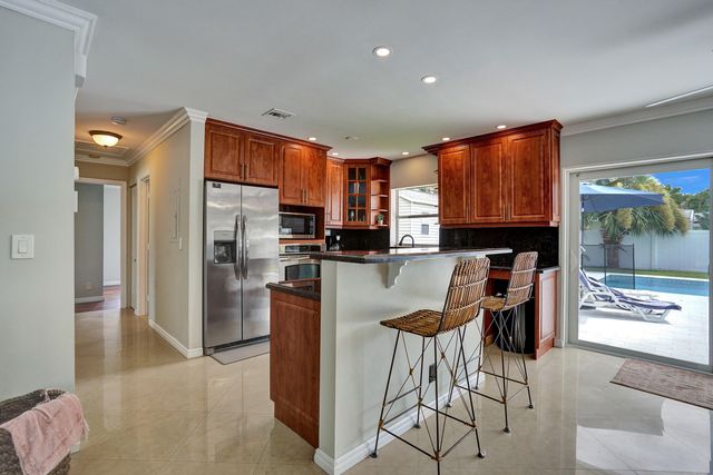 538 Ibis Drive, Delray Beach, FL 33444