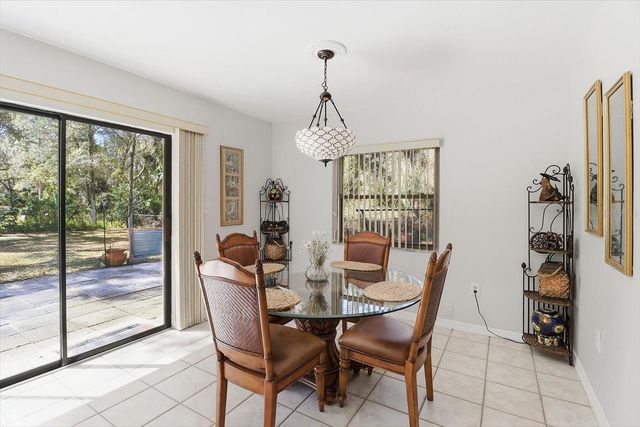 9740 W CRANBERRY STREET, Crystal River, FL 34428