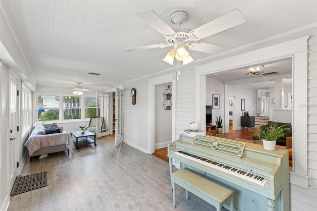 5101 N SEMINOLE AVENUE, Tampa, FL 33603