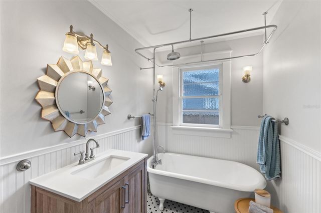 5101 N SEMINOLE AVENUE, Tampa, FL 33603