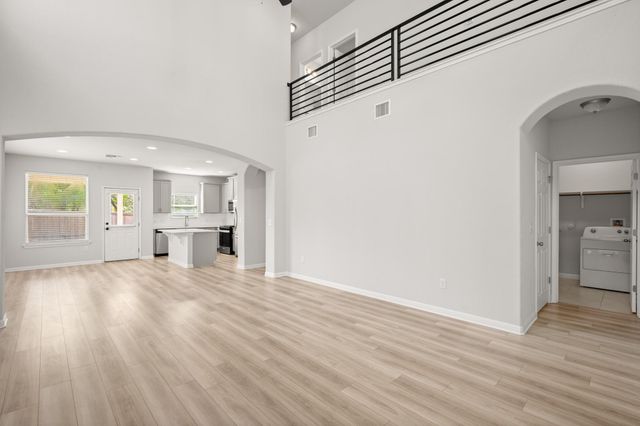 11107 Sentinel DR, Austin, TX 78747