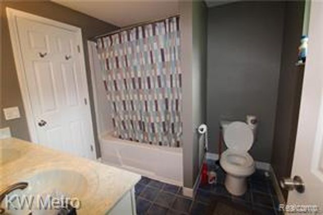 311 Woodlawn Avenue, Royal Oak, MI 48073