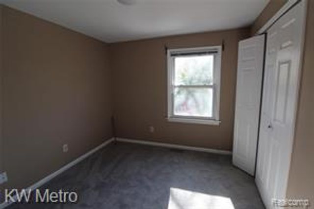 311 Woodlawn Avenue, Royal Oak, MI 48073