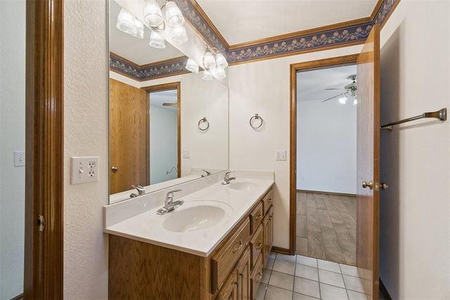 12428 Hastings Road, Midwest City, OK 73130