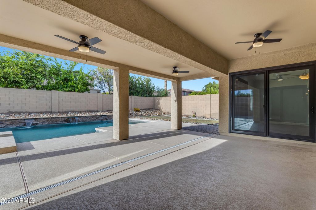 15128 W ELM Street, Goodyear, AZ 85395 — photo 3