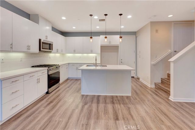 76 Finch, Lake Forest, CA 92630