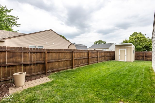 2037 Fullwood Drive, Brownsburg, IN 46112