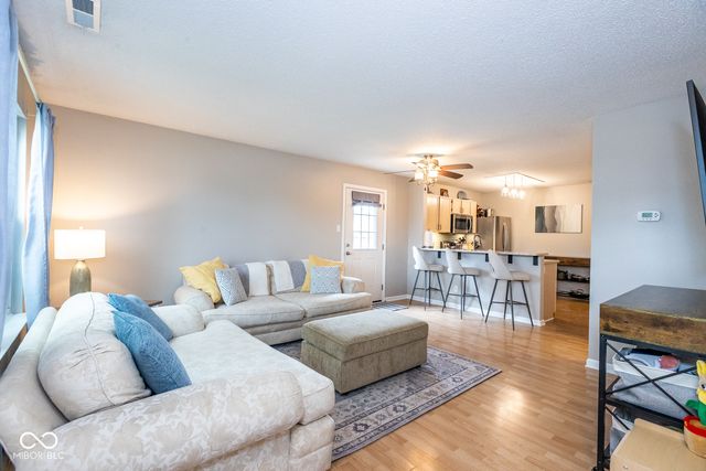 2037 Fullwood Drive, Brownsburg, IN 46112