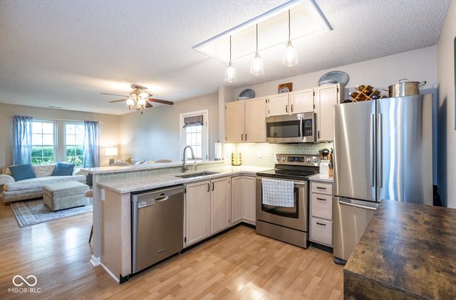 2037 Fullwood Drive, Brownsburg, IN 46112