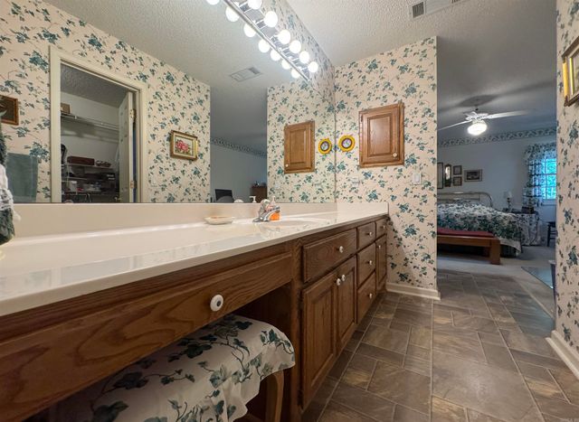 19 Rollo Lane, Hot Springs Village, AR 71909