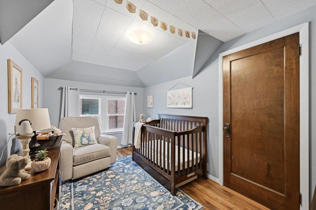 4030 N Larkin STREET, Shorewood, WI 53211