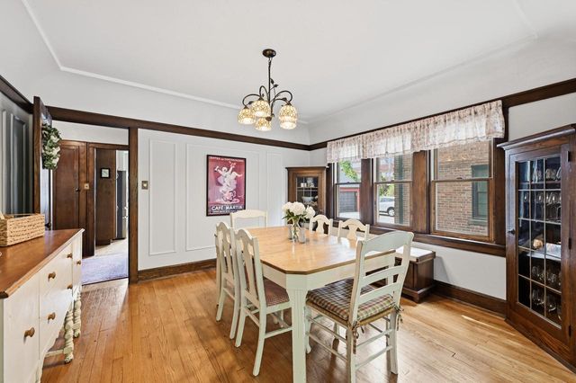 4030 N Larkin STREET, Shorewood, WI 53211
