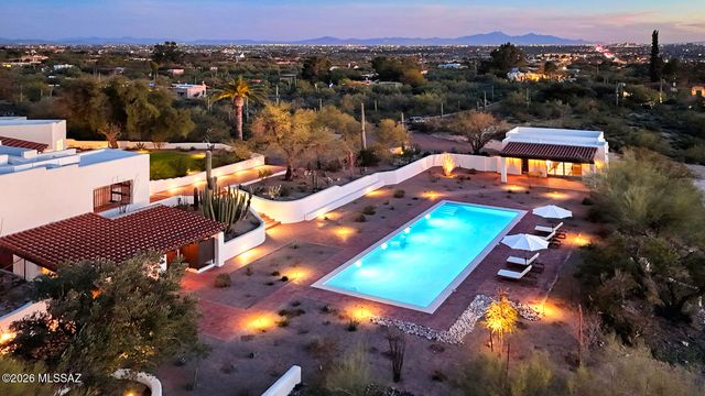 5055 N Calle La Vela, Tucson, AZ 85718