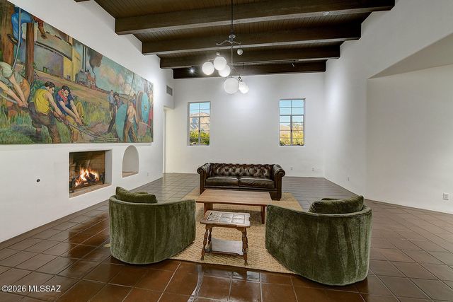 5055 N Calle La Vela, Tucson, AZ 85718