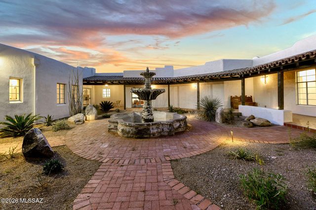 5055 N Calle La Vela, Tucson, AZ 85718