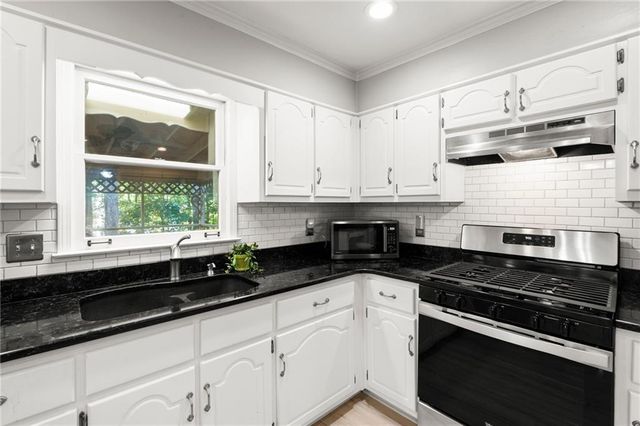 2312 Woodsfield Court NE, Marietta, GA 30062