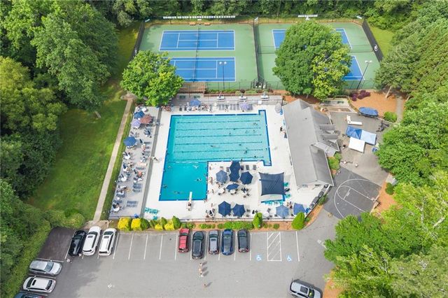 2312 Woodsfield Court NE, Marietta, GA 30062