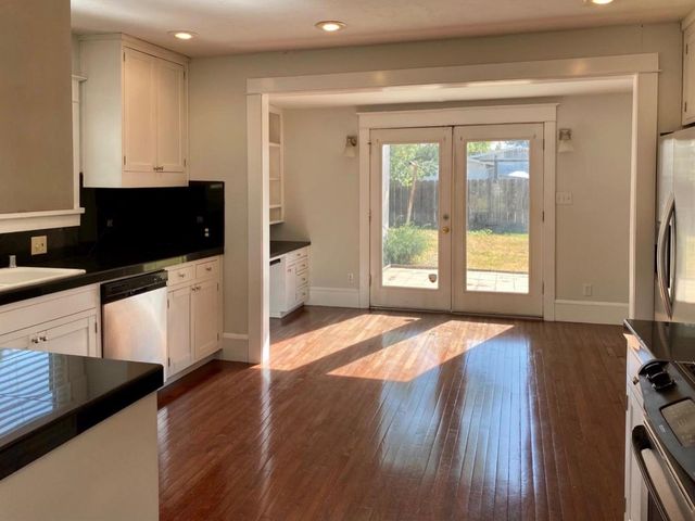 14 E Ellis St, Stockton, CA 95204
